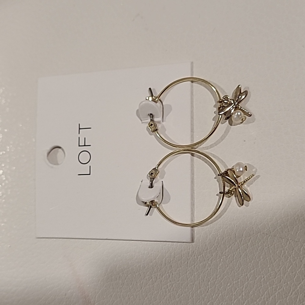 Dragonfly pearl hoop earrings